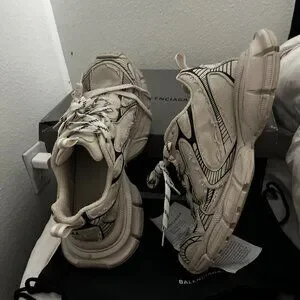 Balenciaga | Shoes | I Am Selling These Shoes Because They  display picture 3